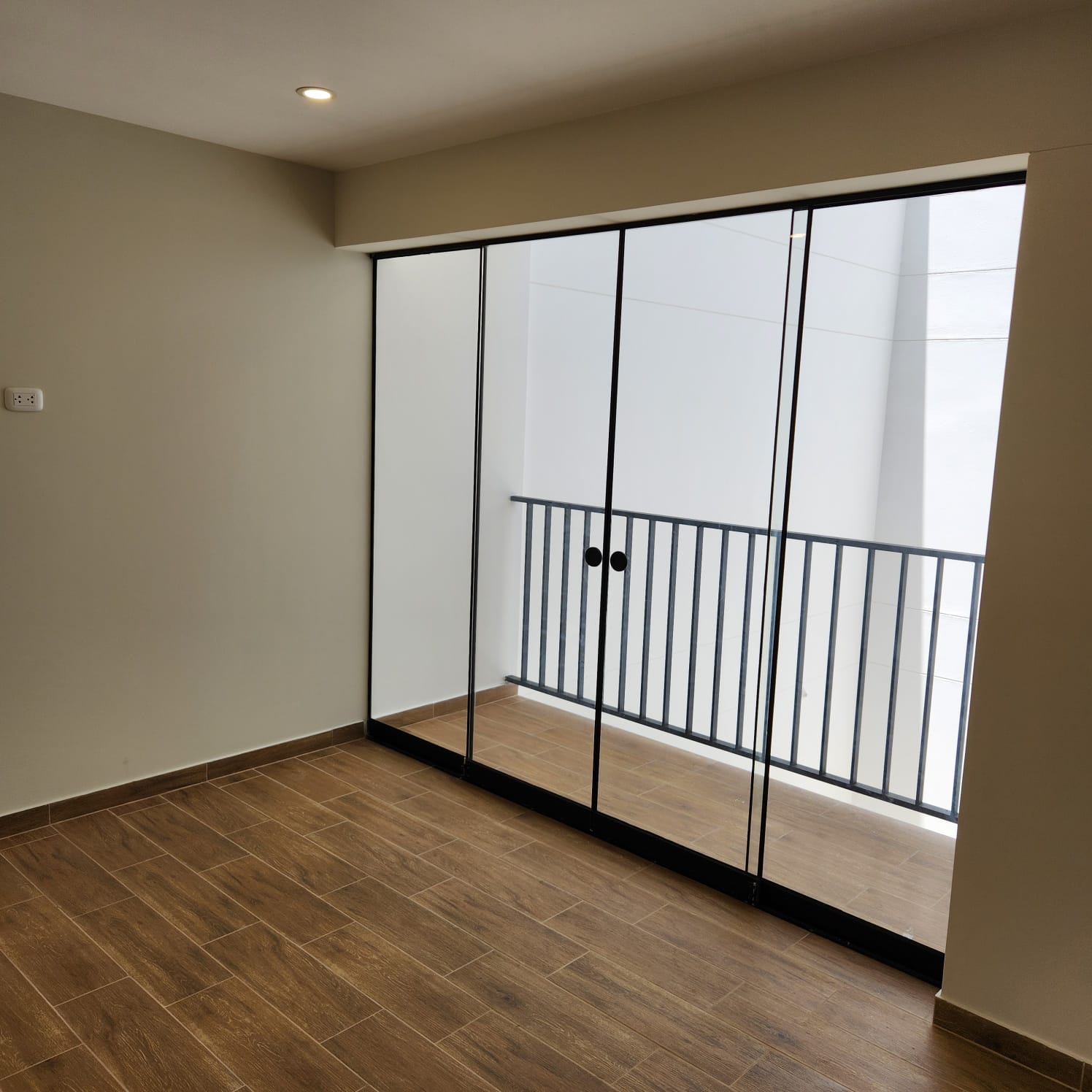 3a8453ee-b8d8-4931-9021-d17deaaea39a